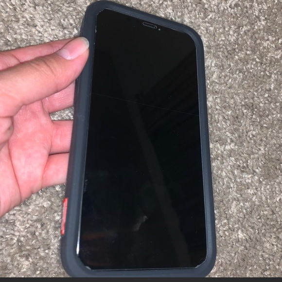 >💟FREE WITH $140. PURCHASE OR $21 iPHONE CASE THICK SHOE LIKE VANS BRAND NEW - Picture 4 of 13